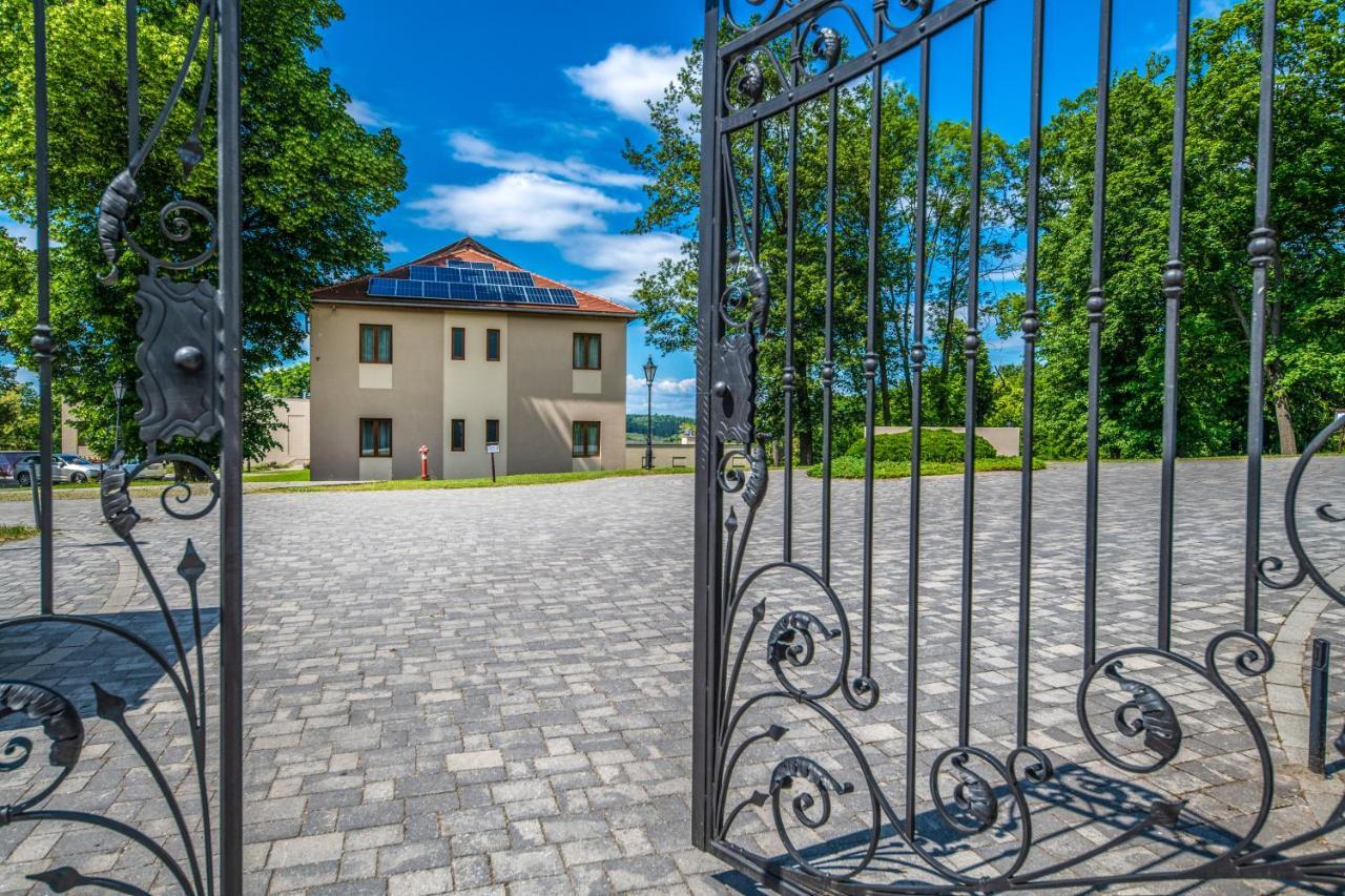 La Contessa Castle Hotel Szilvasvarad Luaran gambar