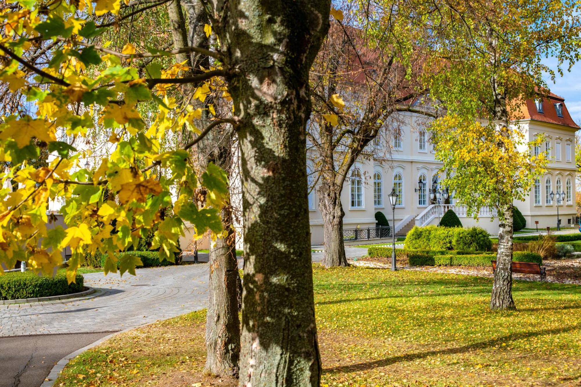 La Contessa Castle Hotel Szilvasvarad Luaran gambar